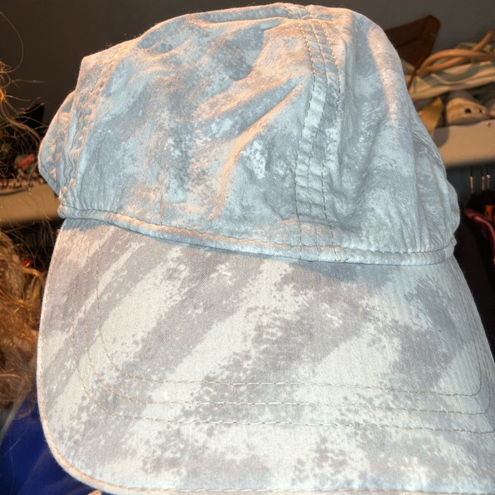 Lululemon Hat